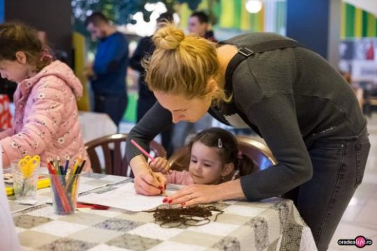 Cum poţi deveni bonă autorizată ca să iei bani de la Primărie