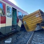 FOTO. Un tren a lovit un container desprins de o camionetă și ajuns pe calea ferată, la Negreni 4 WhatsApp Image 2020 09 15 at 18.06.25